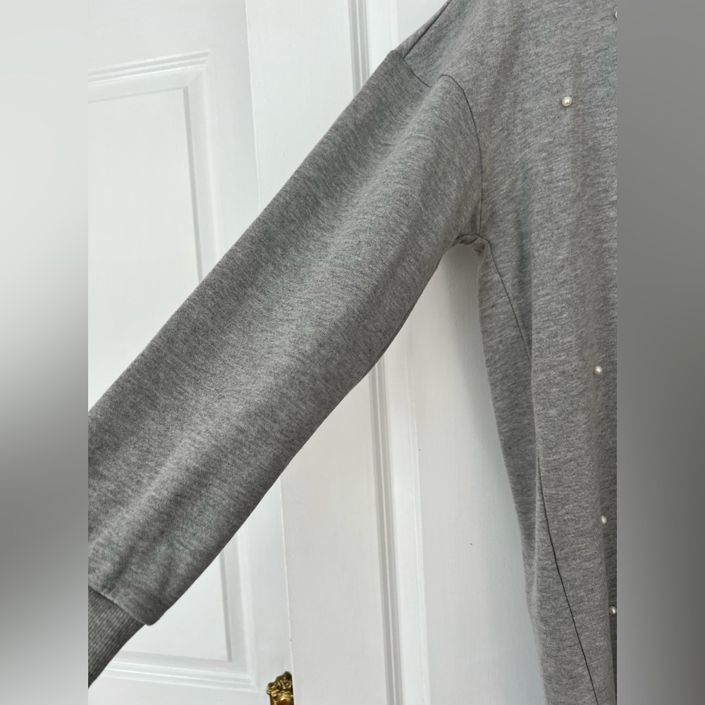 Gray casual dress with Pearls - Picture 3 of 6